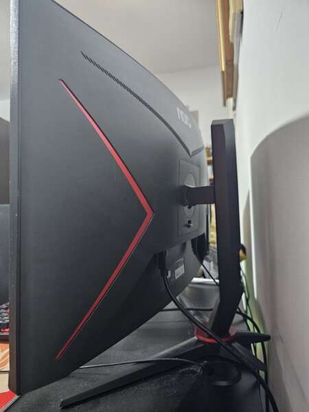 Monitor Gaming AOC C27G2ZE-27